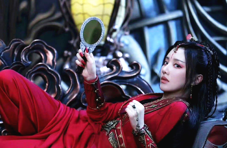 七年女配熬出头,她终于拿回女主的位置