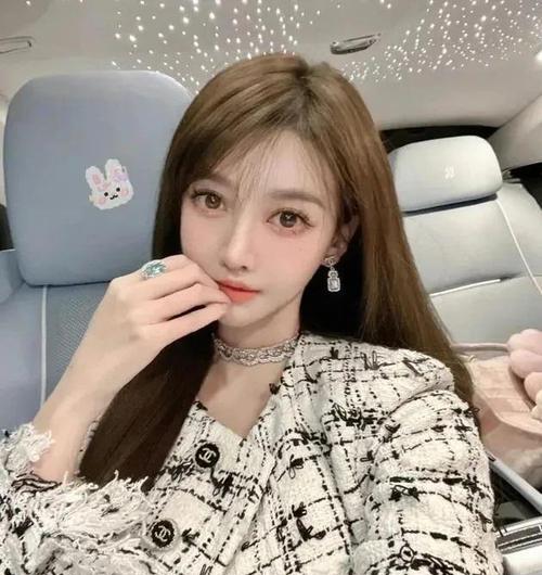 叶柯大方承认整容，全身40%是科技，黄晓明彻底成娱乐圈的笑话！