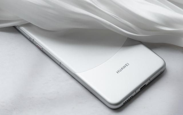 华为也没有武德,Mate60 Pro跌价1700元,花粉终于等到了