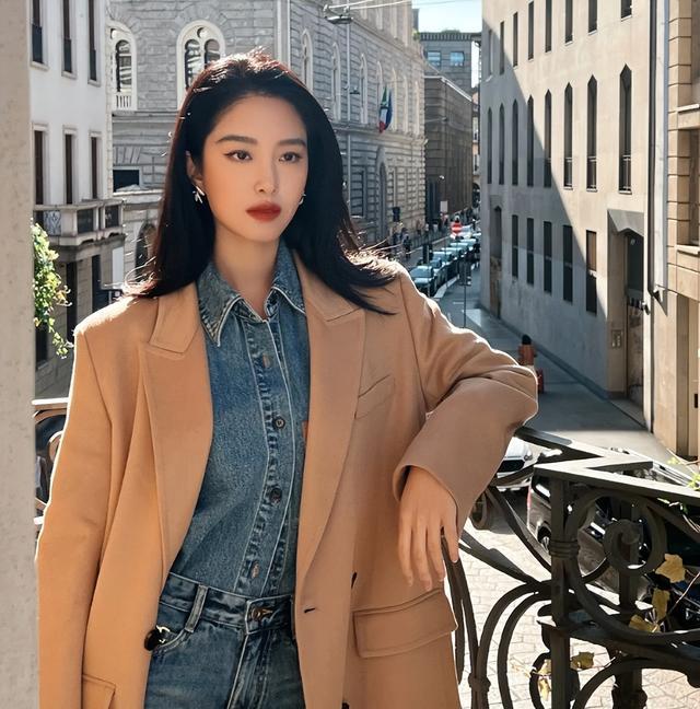 同样是被大佬陈金飞力捧,杨采钰与刘亦菲的境遇为何大不相同