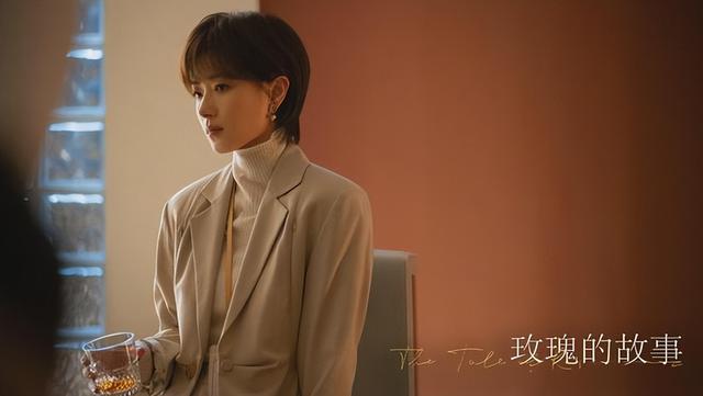 明朗了!姬圈天菜出轨瓜是万茜,年下摄影师老公绿了她!