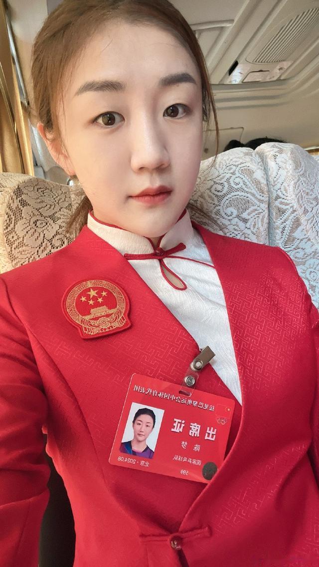 最时尚奥运冠军！陈梦晒多款美甲，精致漂亮与赛场上判若两人