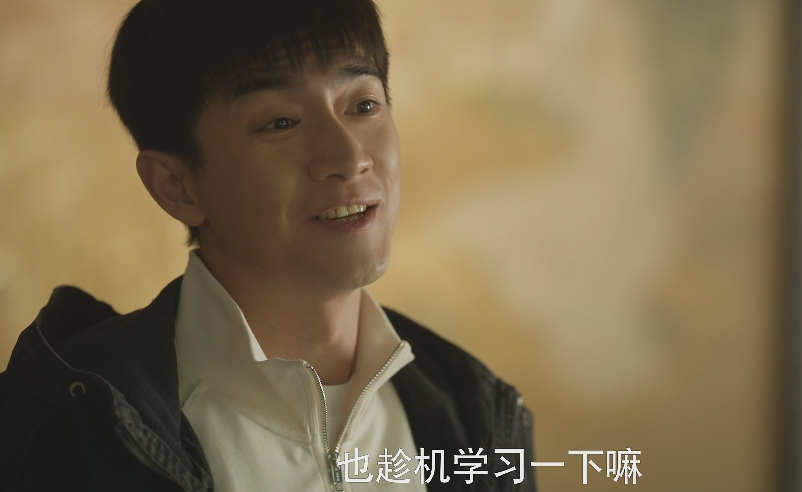 摇头晃脑，面目狰狞？36岁林更新一出手，带来“戏剧博士”教科书式演技