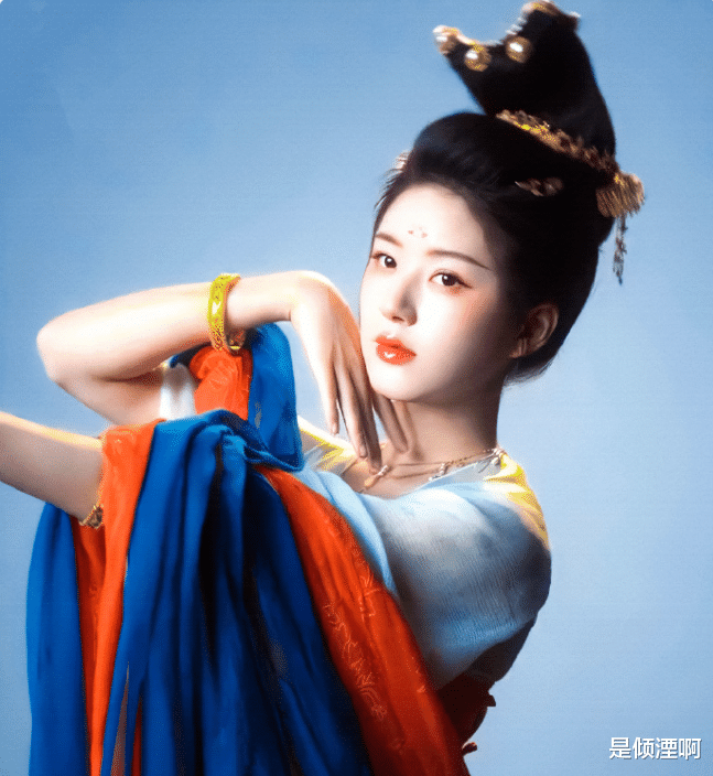 赵露思新剧《珠帘玉幕》过审!二搭男主引期待,古装造型太养眼!