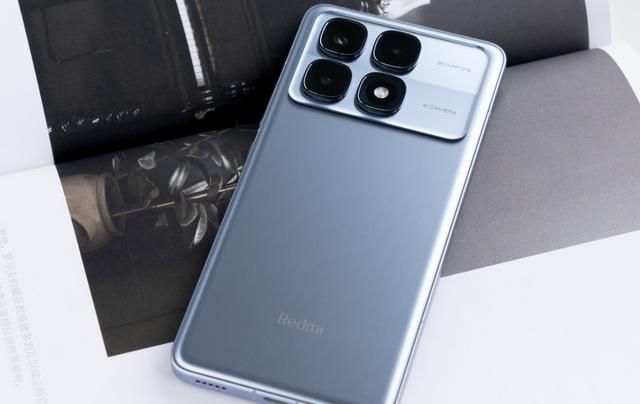 同价位“搅局者”,龙晶玻璃+IP68防水,顶配旗舰仅售2599元起