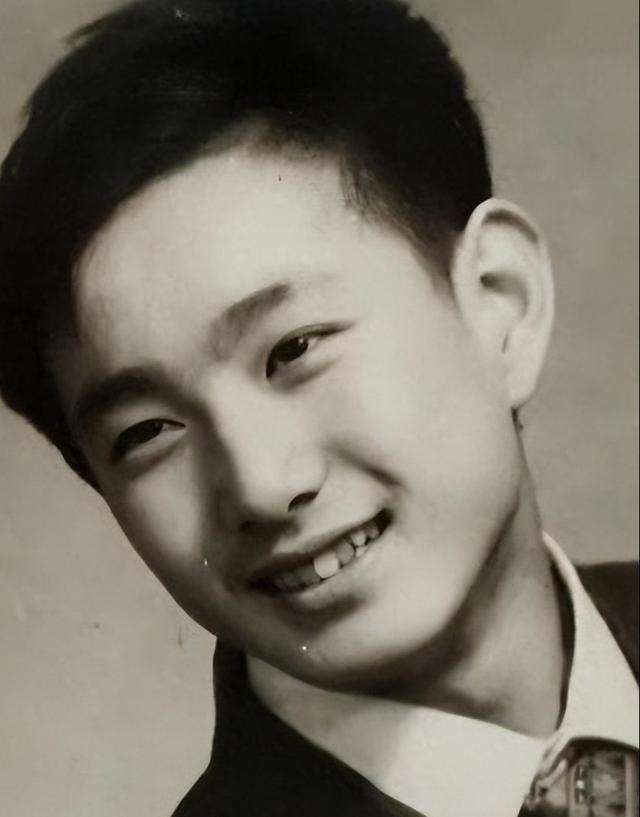 “坏人专业户”姚刚:一生无妻无子,如今53岁在千万豪宅一个人住