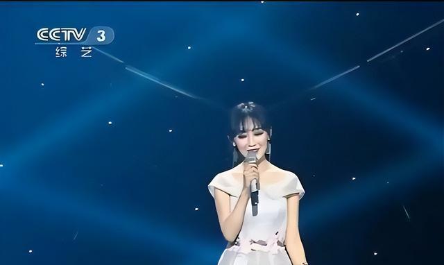 突发！40岁女歌手申烨不幸去世，提前写好讣告，多次登上央视舞台