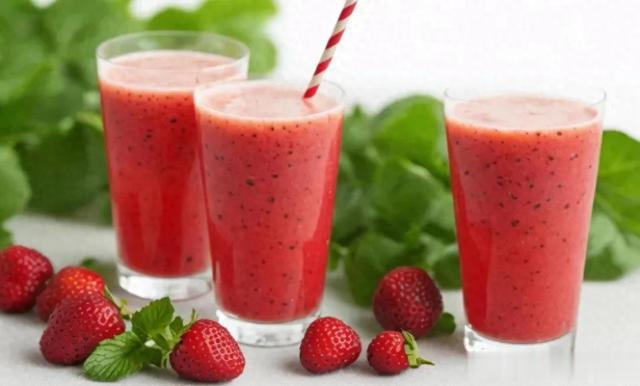 常喝两种水,或让肝变硬!尤其第二种,很多人还以为很养生