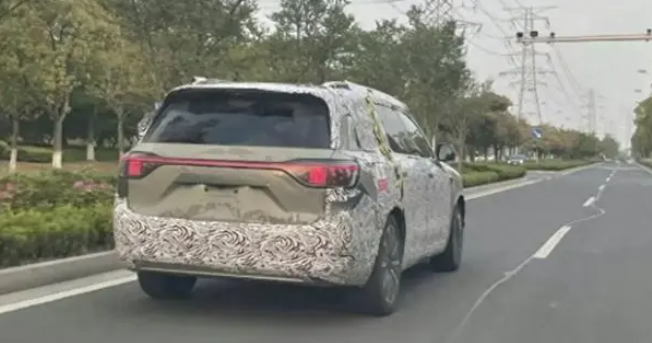 华为问界又出杀手锏，5米大6座SUV续航超1300KM