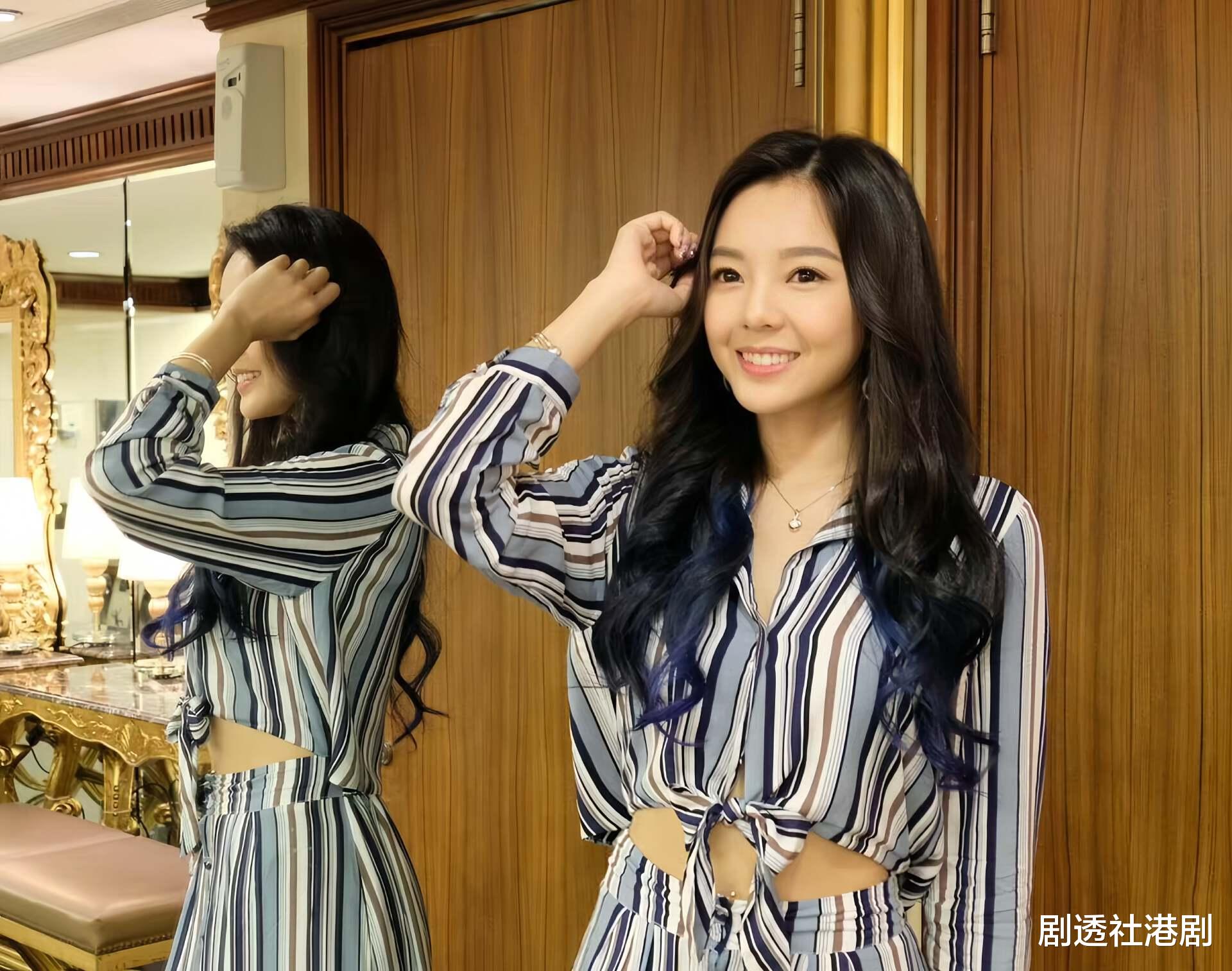 又走一个!TVB宅男女神宣布离巢,几年只拍一部剧惨遭边缘化