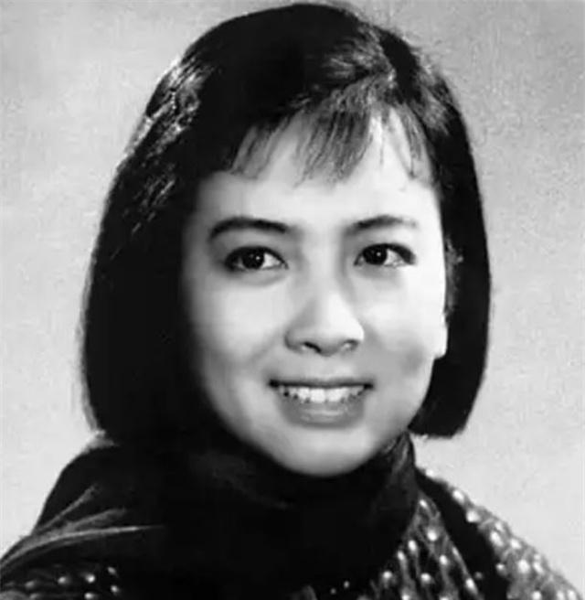 艺术家谢芳:本月3日就被下了病危单,儿媳透露经常对照片发呆