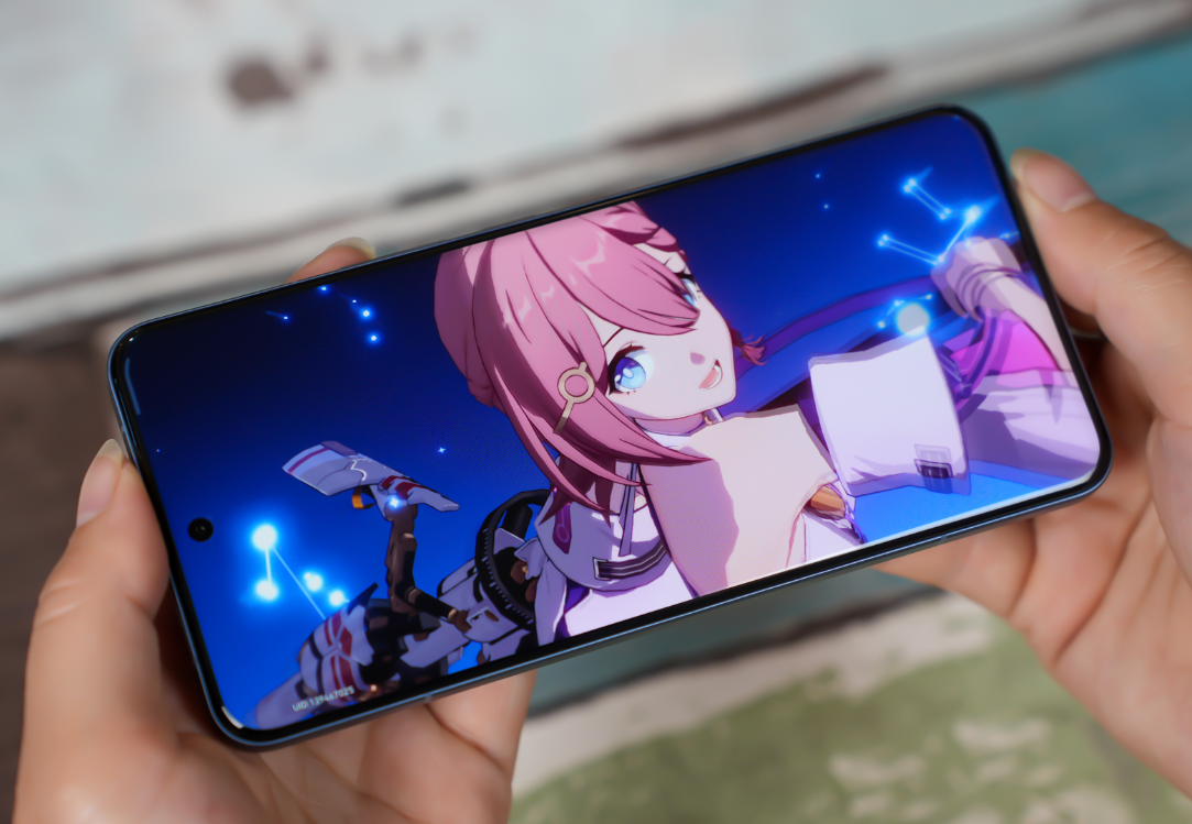 小米拍照“机皇”一跌再跌,16GB+1TB突降1840元,2K屏+卫星通信