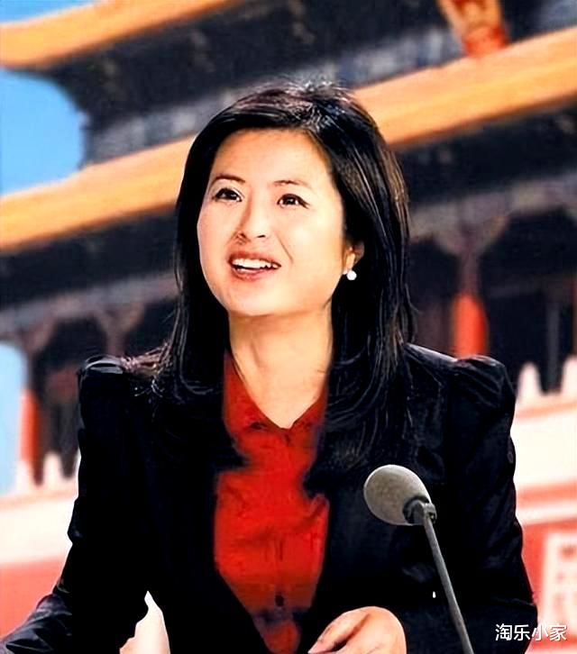 张泉灵:曾是央视一枝花,低调嫁大18岁李铁为妻,如今生活幸福