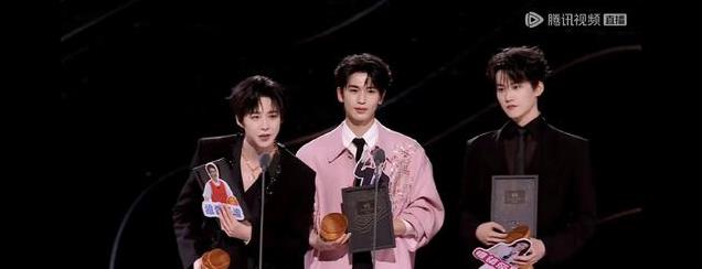 身高180以上的美男出炉，瑞风眼帅哥登顶，林更新16于适14李现10