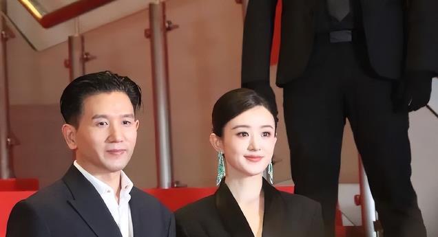 新加坡这一夜，闪钻流苏西装裙的赵丽颖，诠释了什么叫美不自知