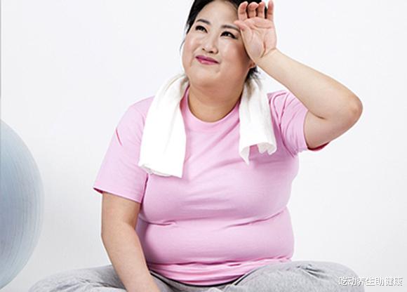 肥胖人为何比瘦人更怕热？原因究竟是什么呢？科学解释背后原因