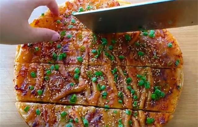 最正宗酱香饼做法，柔软多层，酱料配方详细讲解，学会就能开店