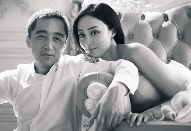 央视“最风流”女主持:将2个有妇之夫玩弄于股掌,如今怎样了?