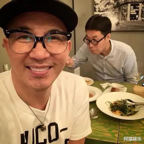 汪小菲结婚了，光头跑了，大S删光微博？都是小S惹的祸