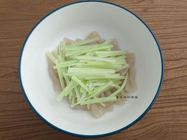 它是“掉秤神器”，瘦子最好别碰，热量低饱腹感强，3元就能吃撑