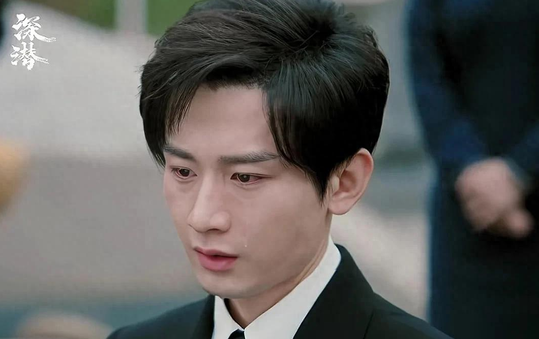 《深潜》结局:原来,这才是云弘深亲手枪杀“昆吾”的真相!