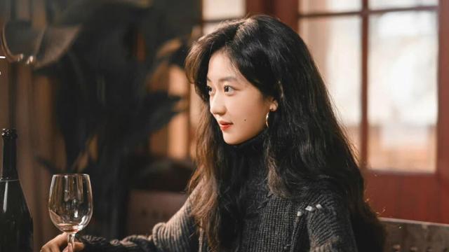 当“整容脸”进入央视家庭剧，老戏骨被打回原形，连刘琳也救不了