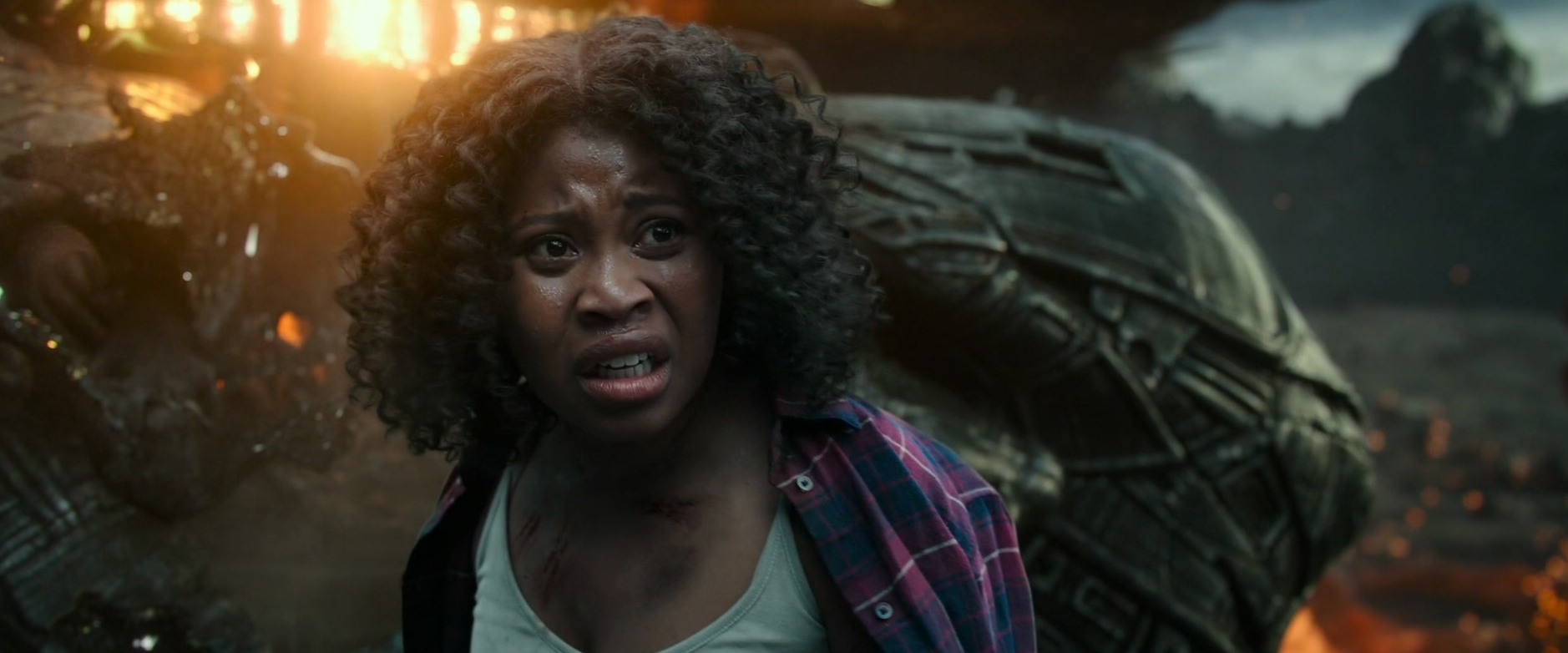 耗资5.2亿,北美票房跳水,中国观众当成宝,预售破2400万夺冠