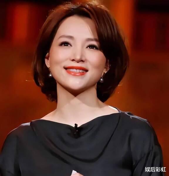 央视主持董卿和康震：传出好消息！全网恭喜：才子配佳人，无敌了！