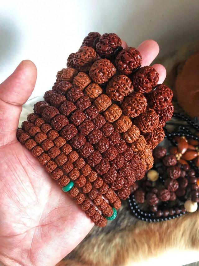 文玩圈的“四大怪人”,玩着玩着就“变味”了,但愿你我都不是