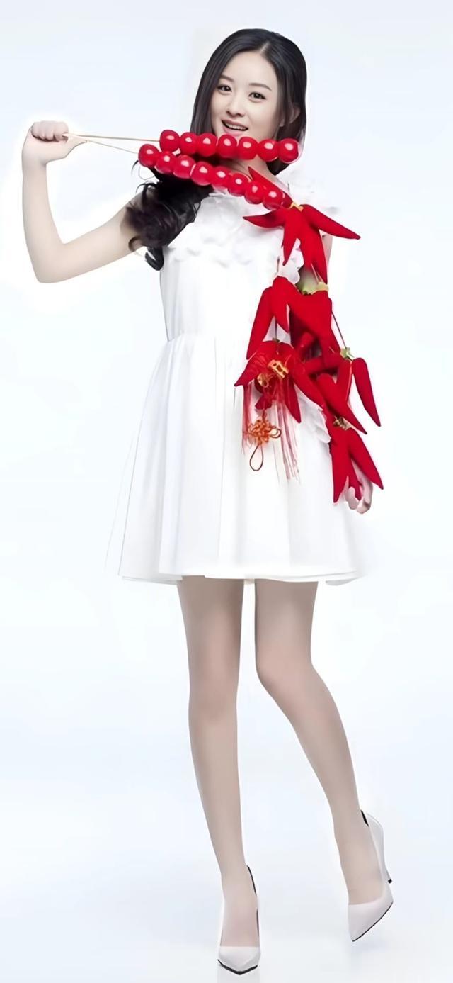 赵丽颖最新写真曝光：优雅与力量并存，网友惊艳不已！