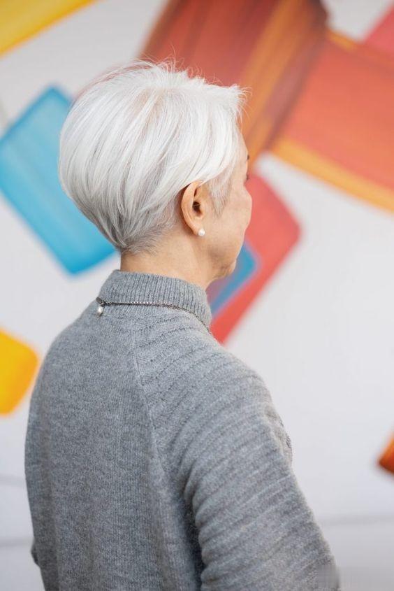 55到85岁女性，最爱发型是这些，高贵典雅有气质