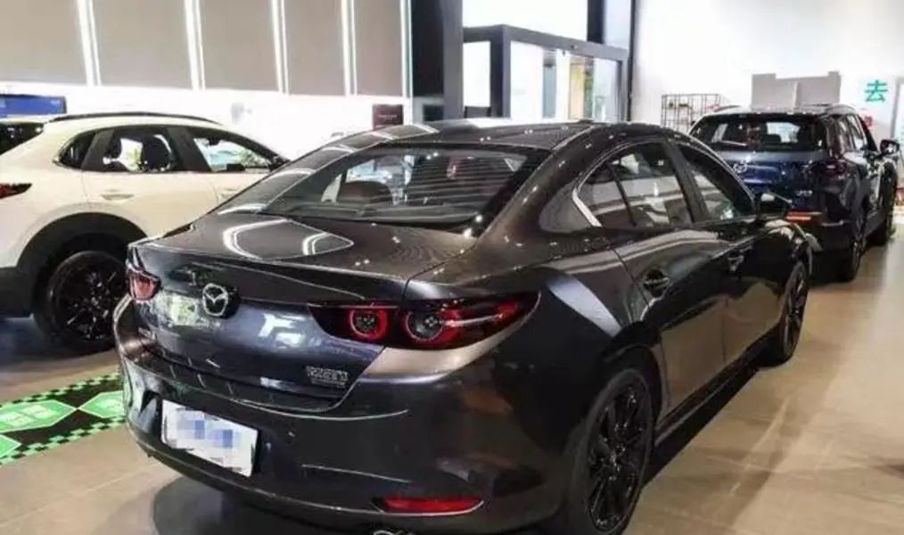 又一合资车从11.59万降至8.99万，1公里4毛，还喝92油