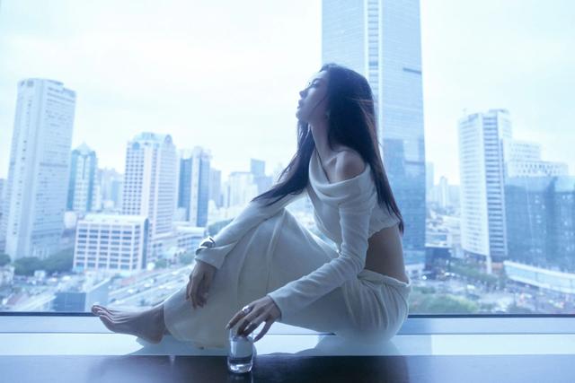 蔡文静，长发红唇如画伊人，又是谁的白月光