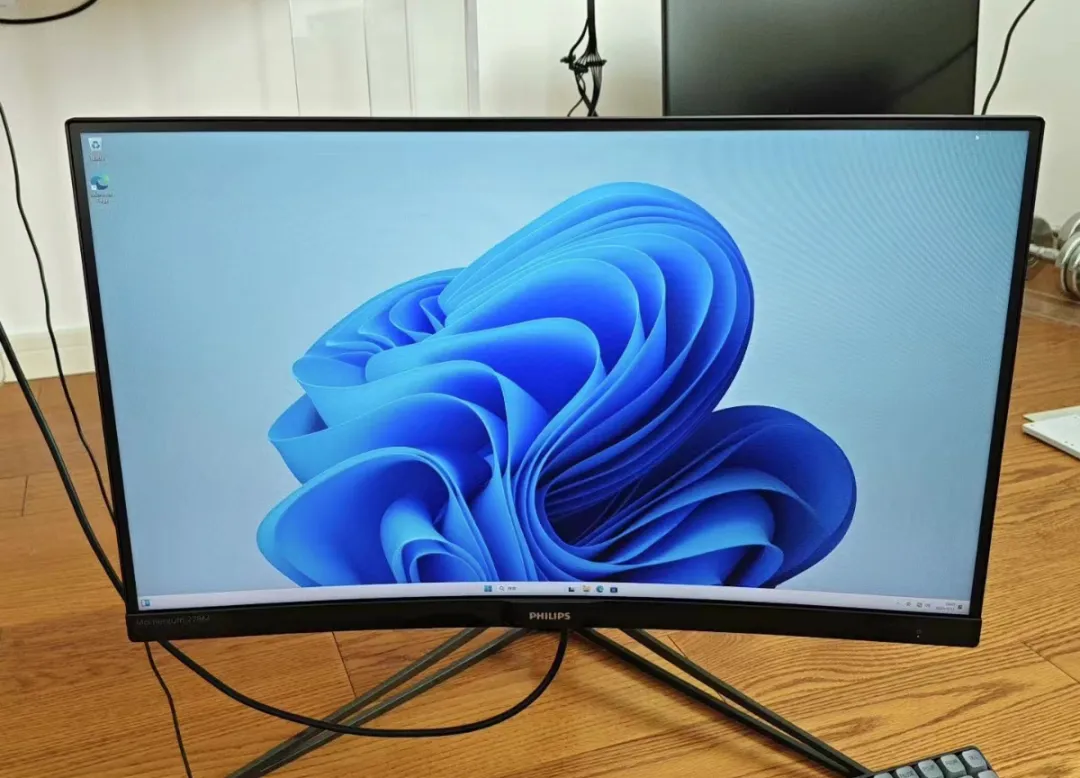 性價(jià)比炸裂的31.5寸電競(jìng)屏，144Hz高刷+2K高分，最低420元