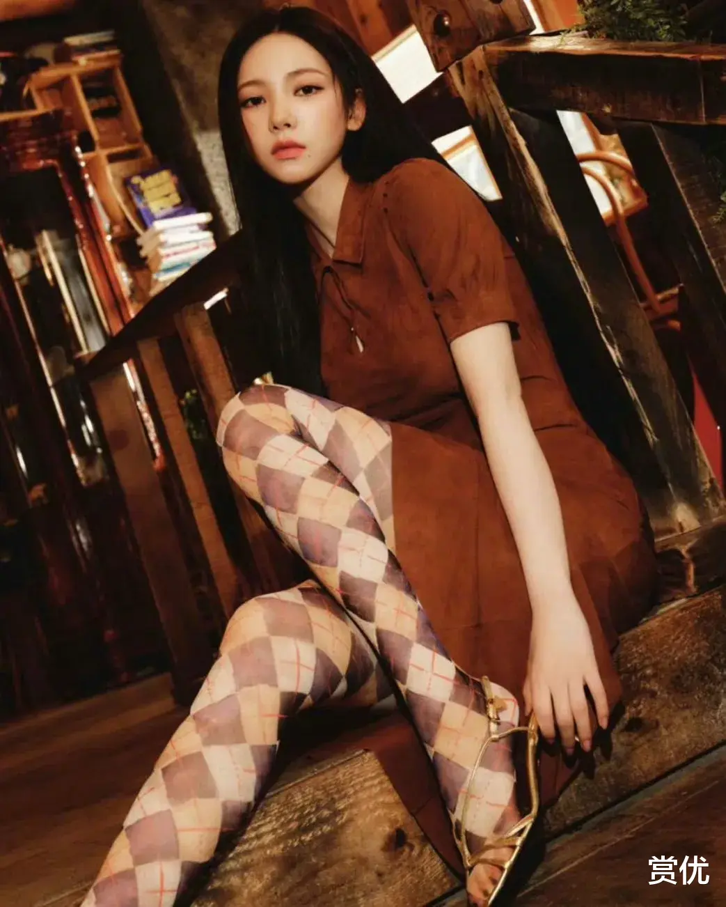 柳智敏韩娱神颜 长腿高跟