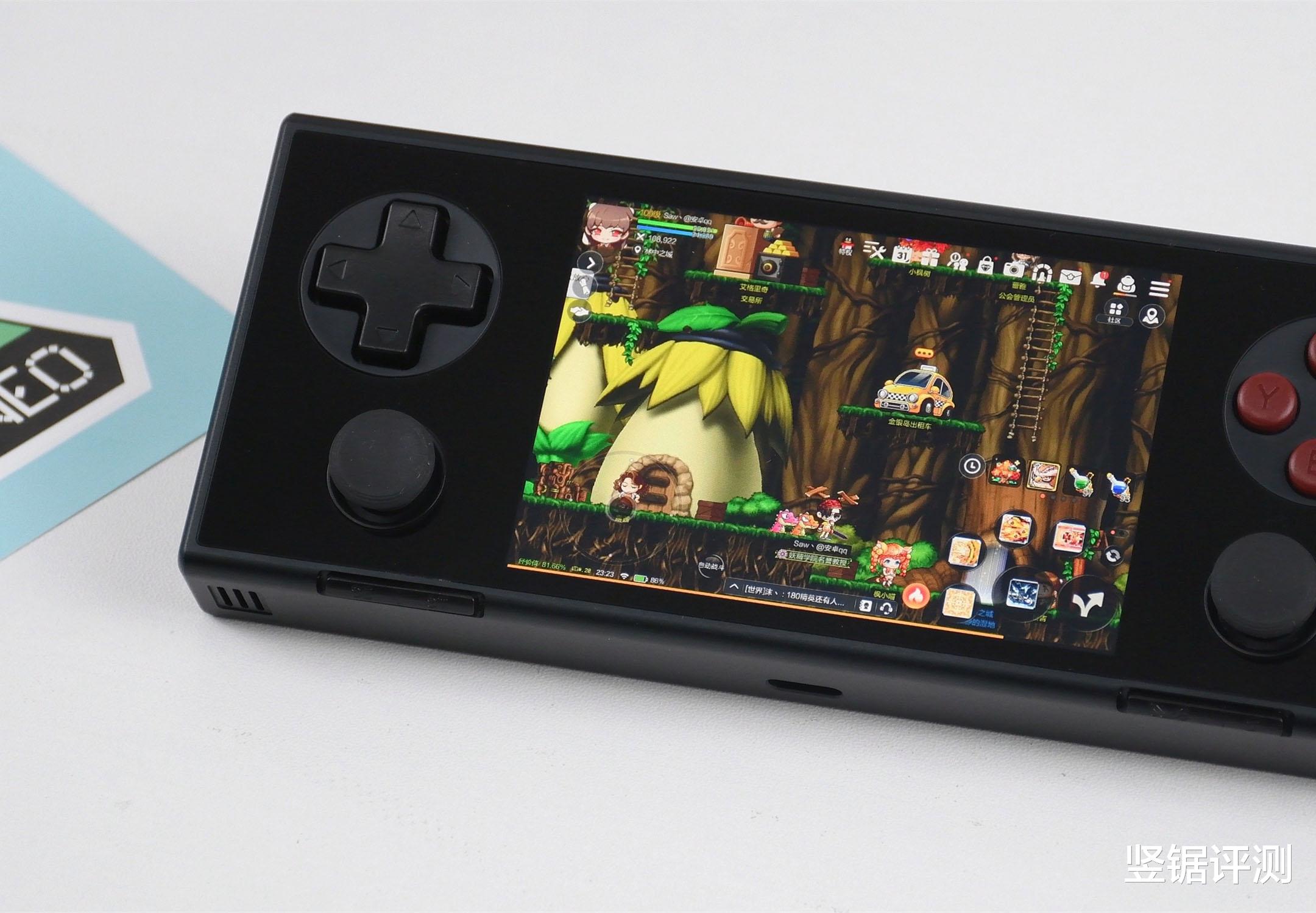 国产“3.5英寸屏”小尺寸游戏掌机:AYANEO Pocket MICRO简评