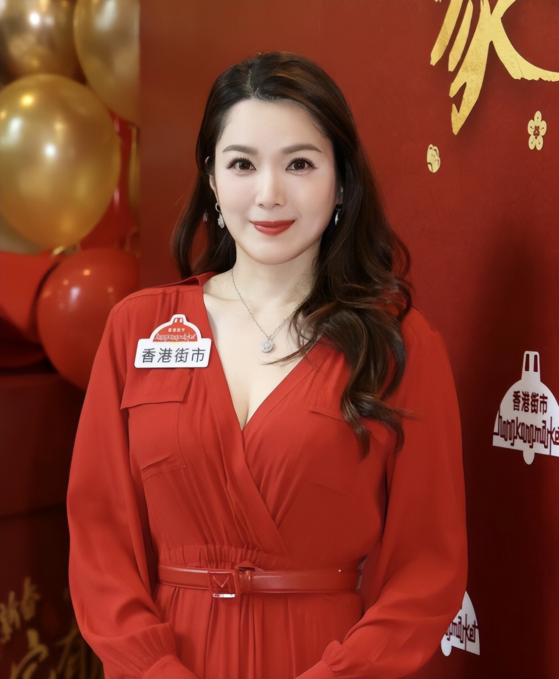 苟芸慧婚变实锤?摘婚戒搬爱巢后首度回应离婚传闻