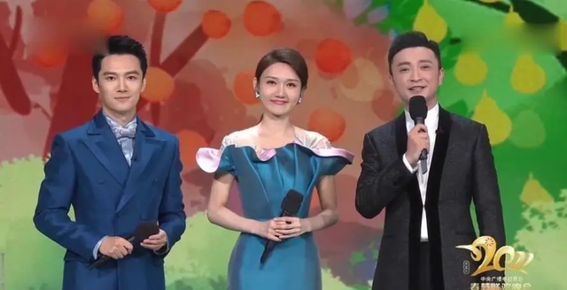 “踢走”董卿，屡次出错被央视力捧，这个80后女主持有何过人本事