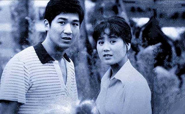 直到张默现状曝光,才终于明白,“后妈”邓婕的牺牲全都白费了