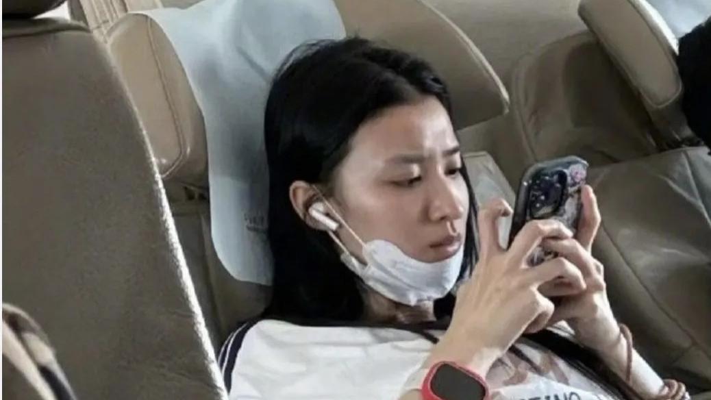 网友偶遇25岁王楚然：像素人认不出，我直呼郭敬明眼光「不过如此」