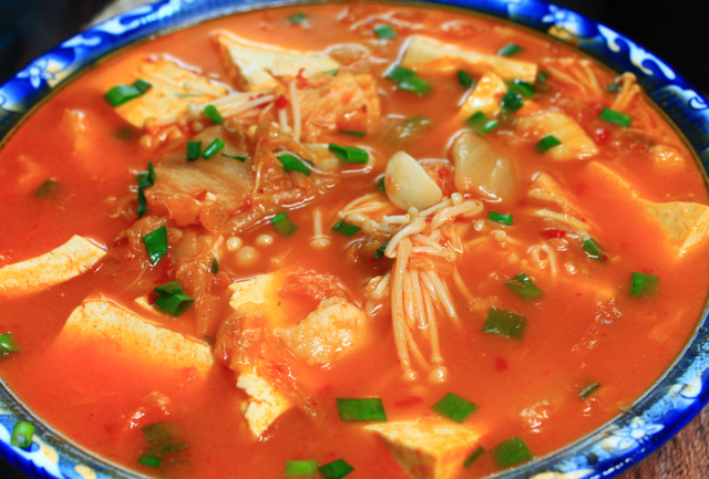 “中伏不吃酸，走路打窜窜”，7月25中伏，多吃这4样，开胃有精神