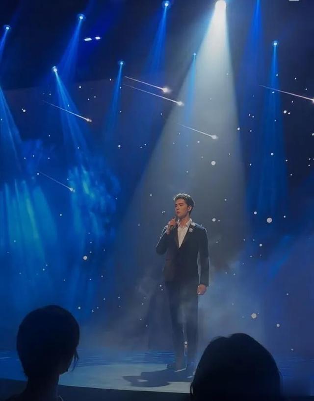 时尚之夜:林熙蕾气质好绝,文咏珊仙气飘飘,林更新造型华丽丽