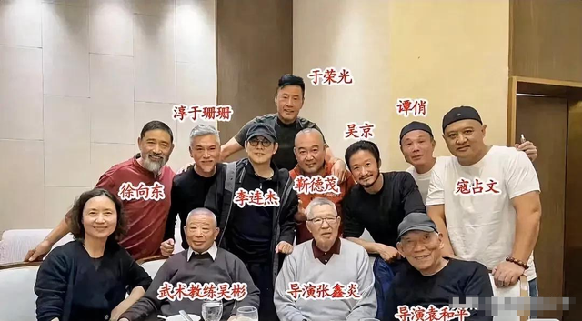 62岁李连杰复出，票房预测百亿，中国武侠片要被吴京重新改写了？