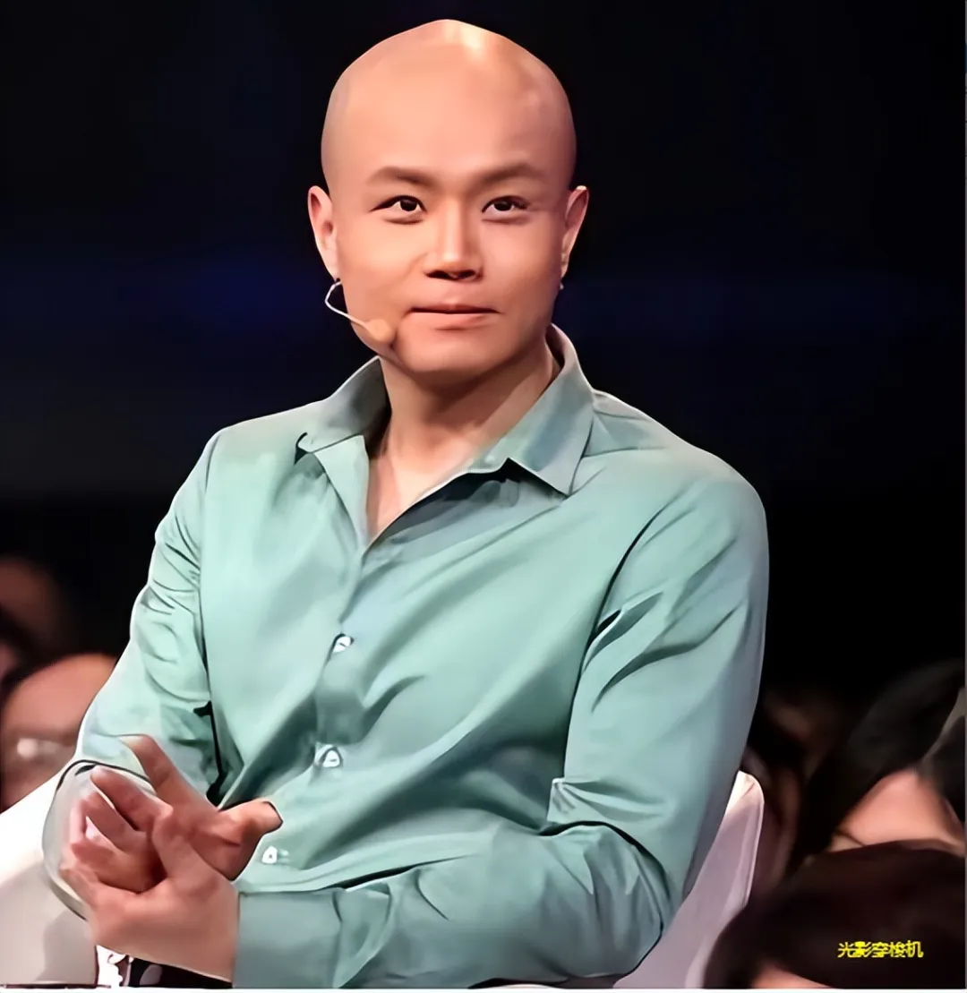 开豪车住豪宅，48岁的乐嘉，如今已经在美国过上了富人生活