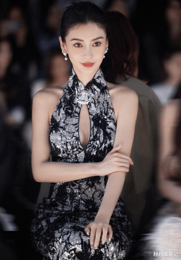 实力配不上“野心”，杨颖的“遮羞布”，终于是被她亲手扯下