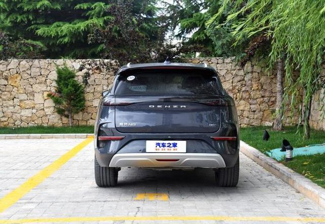 中大型SUV！腾势N8正式上市！