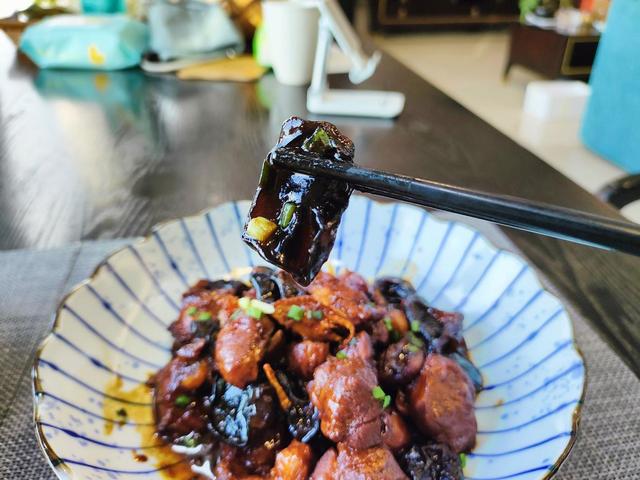 母子俩的晚餐，简单又精致，儿子说个个都好吃！网友：太幸福了