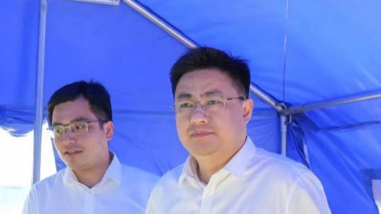 县委书记家庭被扒，曝父亲是厅级干部，住大别墅，简历已被撤下