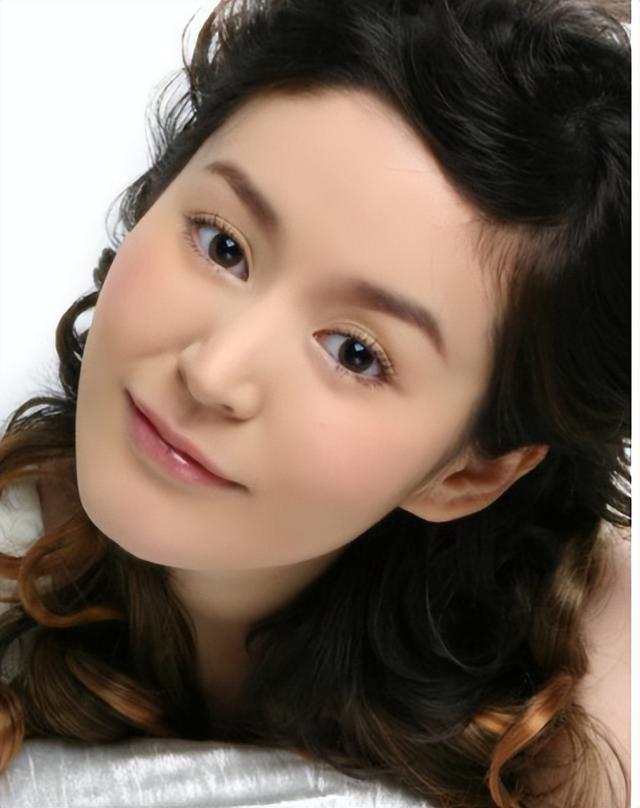 红得快，凉得快的4位明星，以前是男神女神，如今“无人问津”