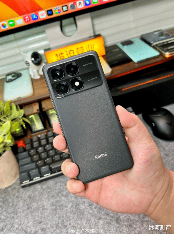 Redmi K70 至尊版，大容量、長續航，你的全能數碼助手！
